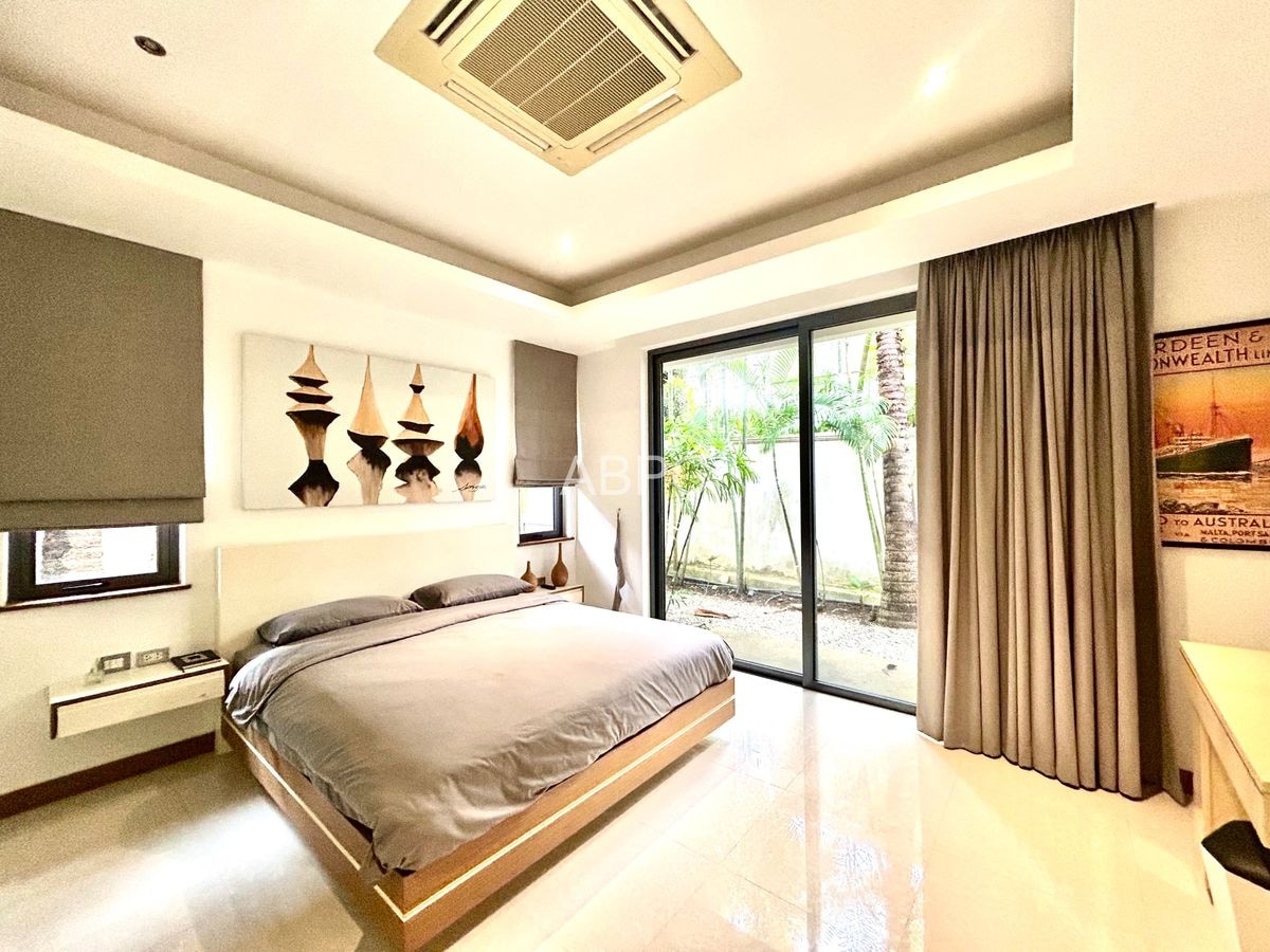3 Bedroom 4 Bathroom Pool Villa in Mabprachan photo 11