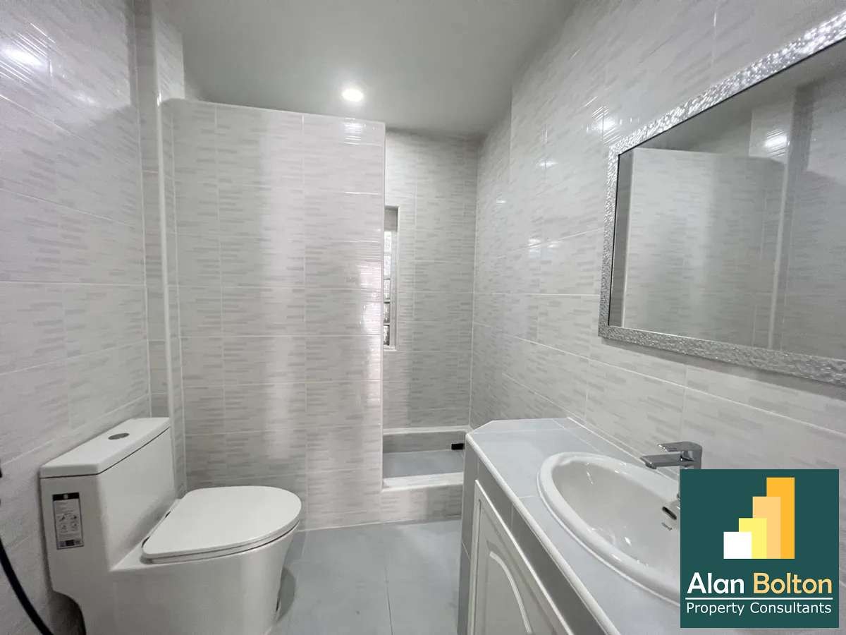 Pool villa for sale and rent 3 Bedrooms Bathrooms in East Pattaya photo 19