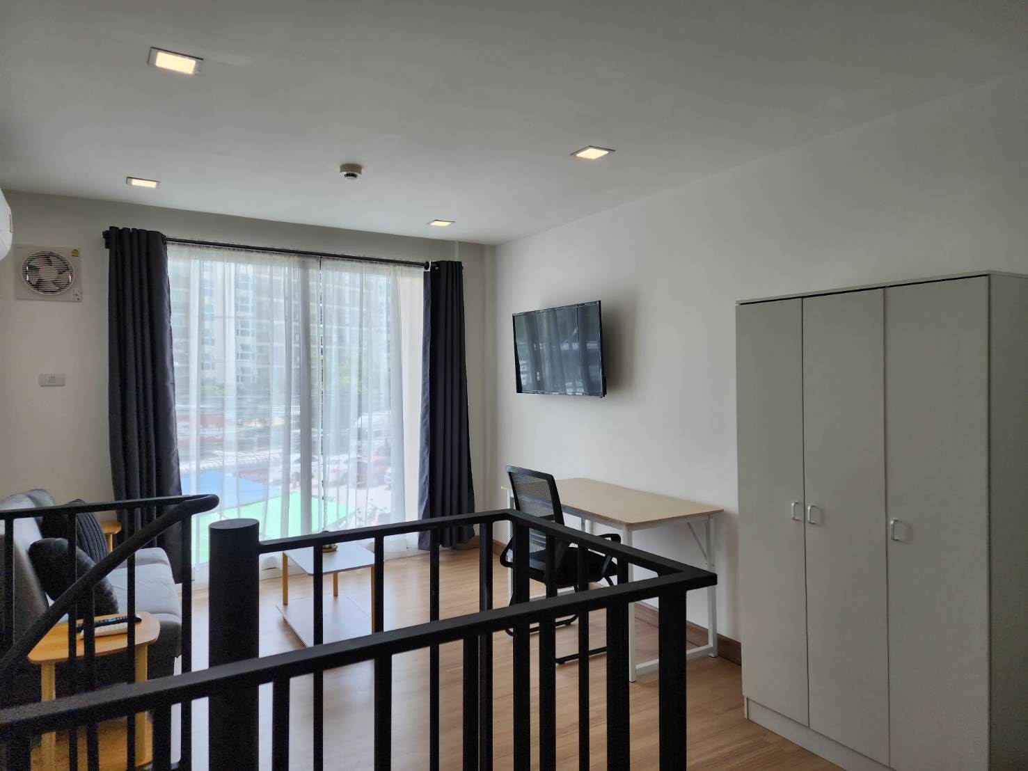 Large Duplex 1 Bed - 1 Bath Condo In Jomtien photo 19