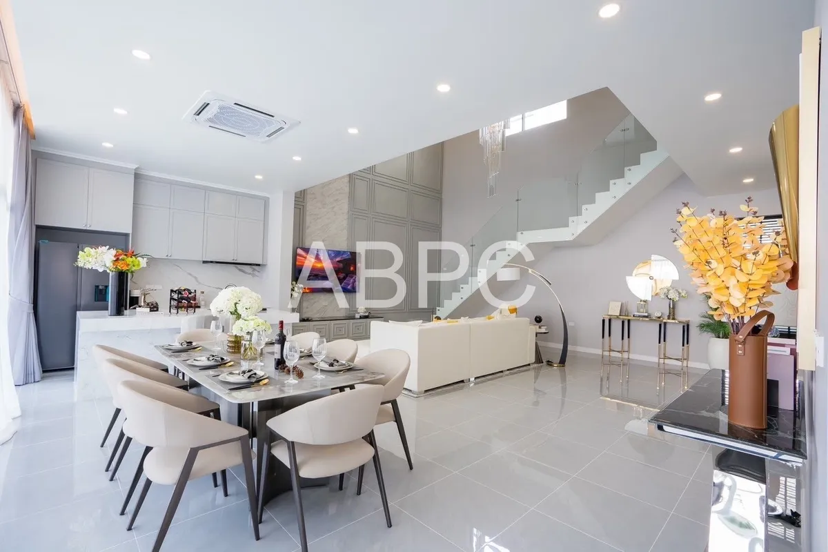New In: 4 Bedroom 4 Bathroom Pool Villa in Huay Yai photo 15