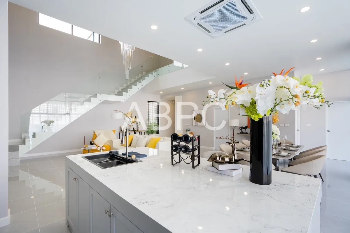 New In: 4 Bedroom 4 Bathroom Pool Villa in Huay Yai photo 18