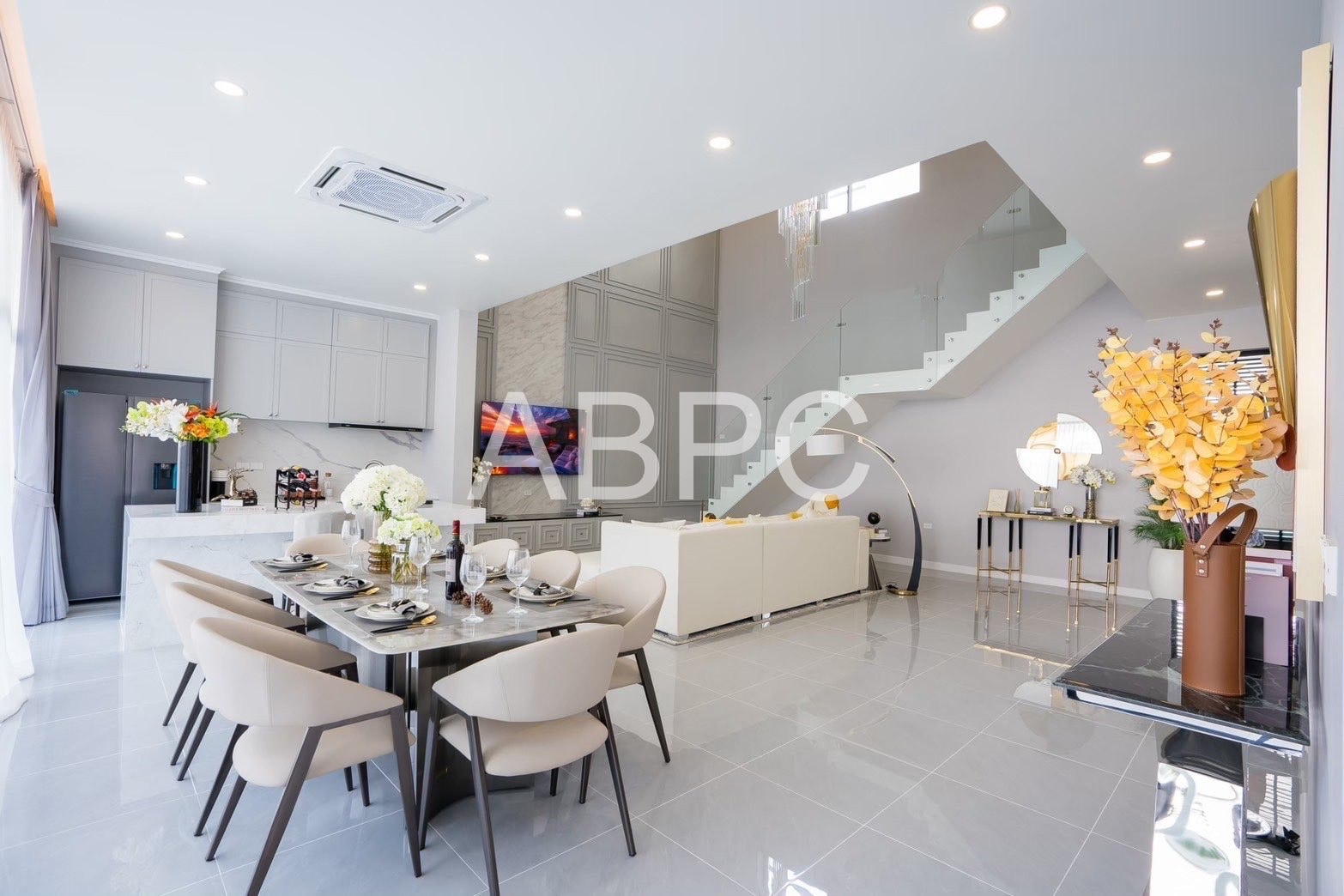 New In: 4 Bedroom 4 Bathroom Pool Villa in Huay Yai photo 15
