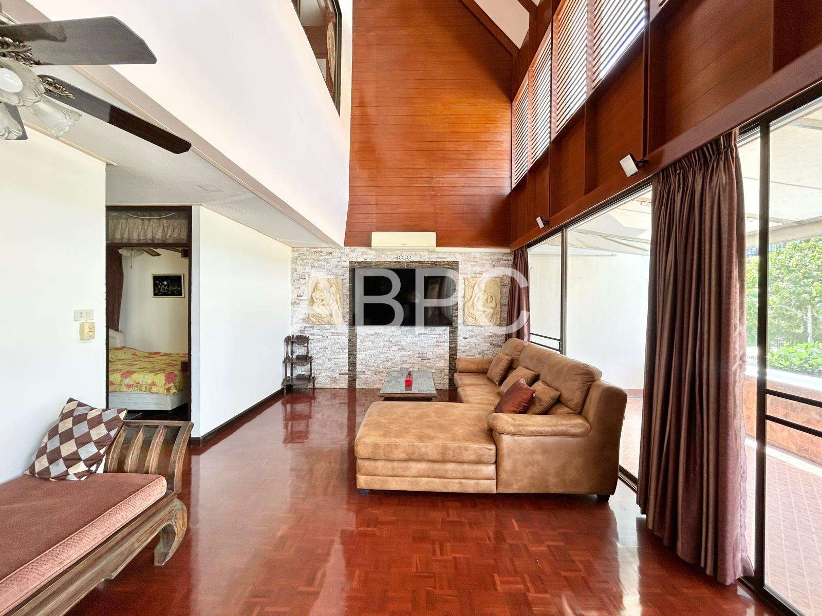 Duplex 3 Bedrooms for Sale in Jomtien photo 15