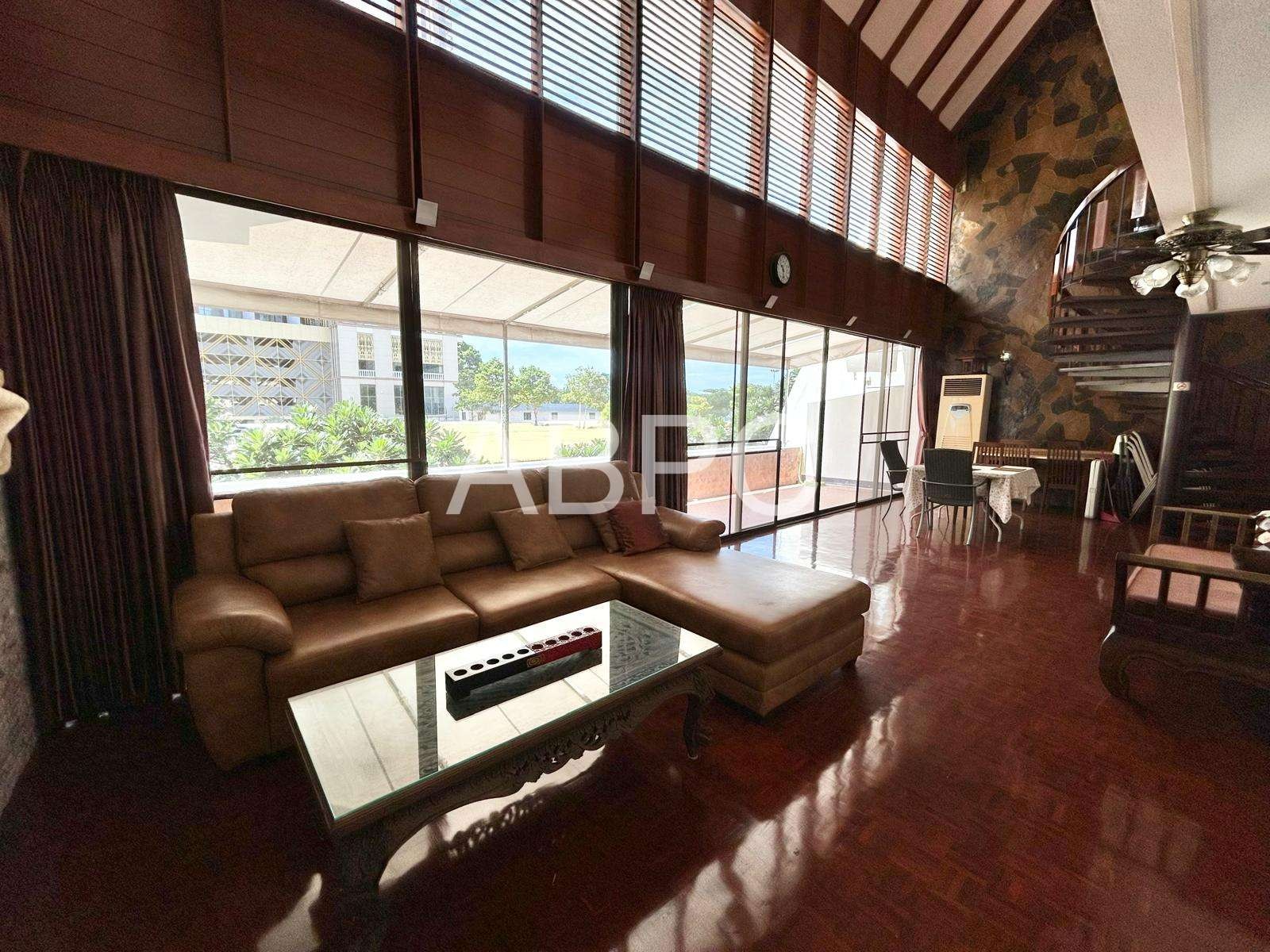 Duplex 3 Bedrooms for Sale in Jomtien photo 5