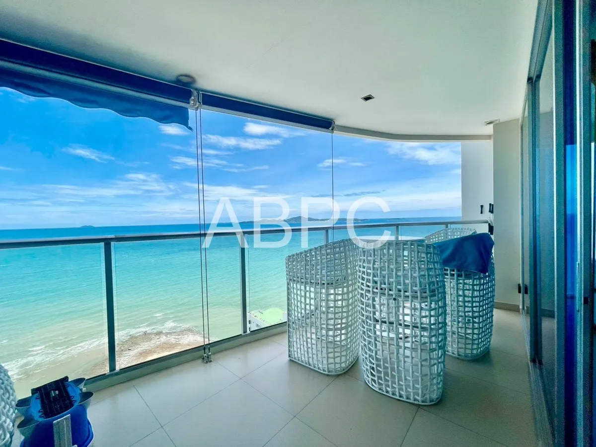 Large 1 Bedroom In Sands Condo