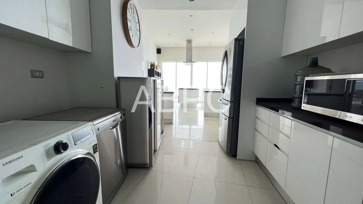 Penthouse 4 Bedrooms 4 Bathrooms in Na Jomtien photo 14