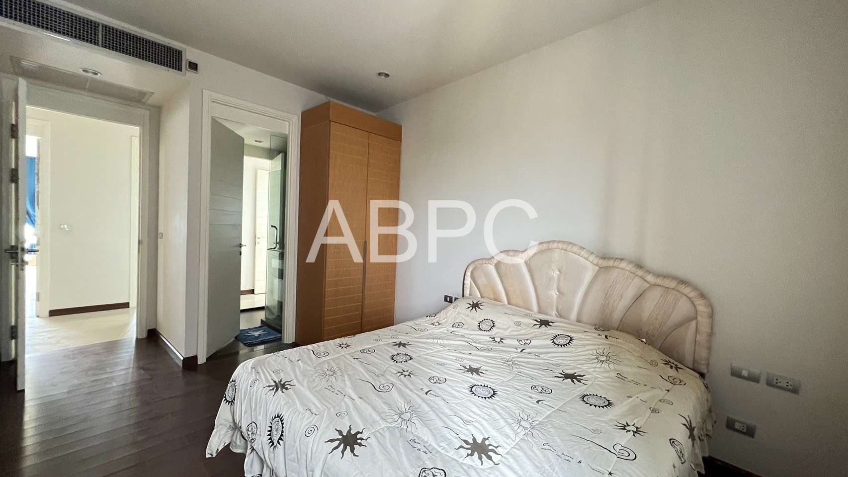 Penthouse 4 Bedrooms 4 Bathrooms in Na Jomtien photo 11