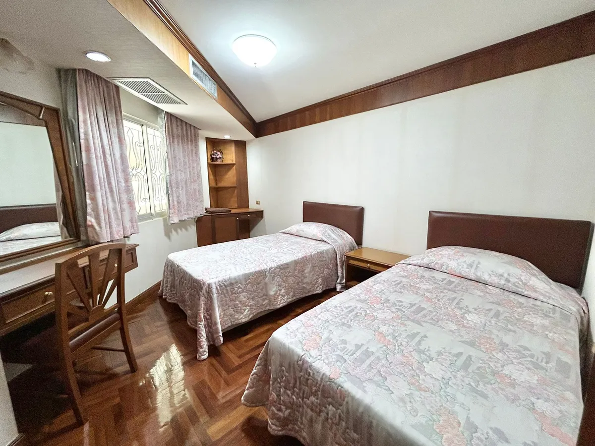 Beachfront condo For sale in Wongamat photo 28