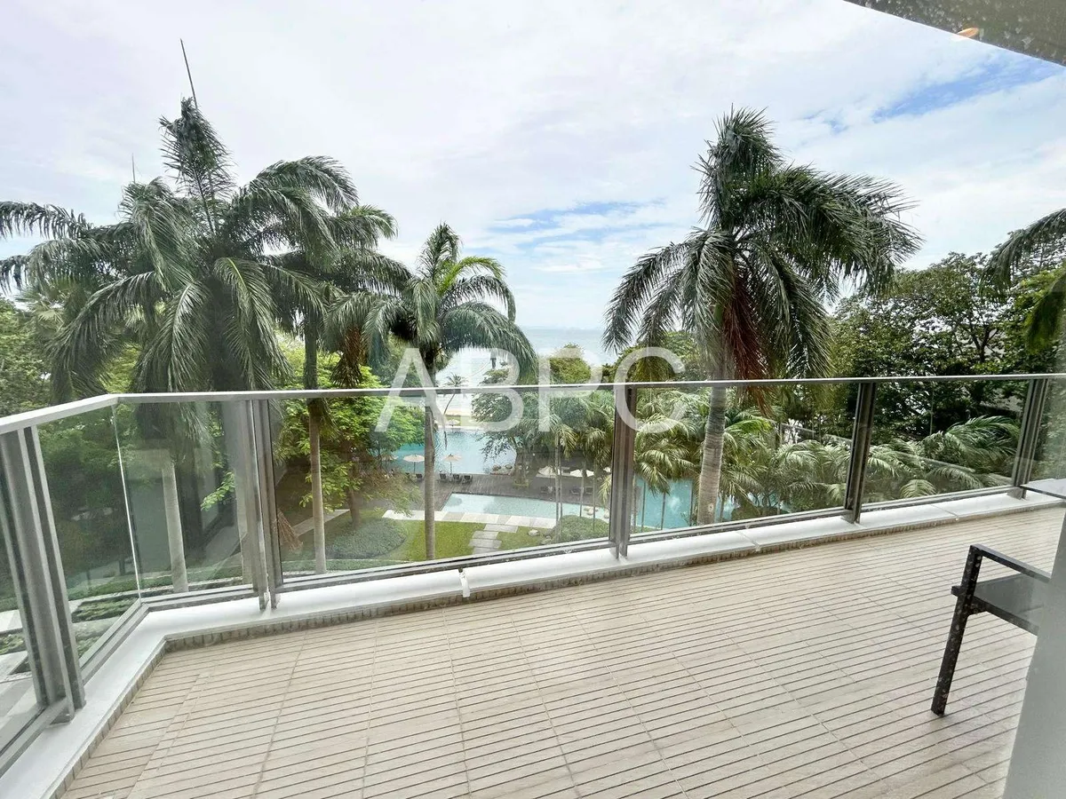 Beachfront 3 Bedroom Condominium  For Rent in Wongamat