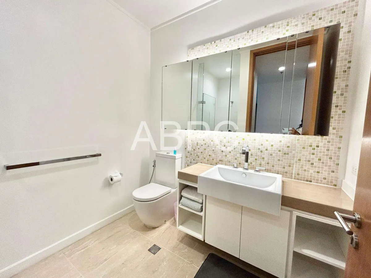 Beachfront 3 Bedroom Condominium For Rent in Wongamat photo 9
