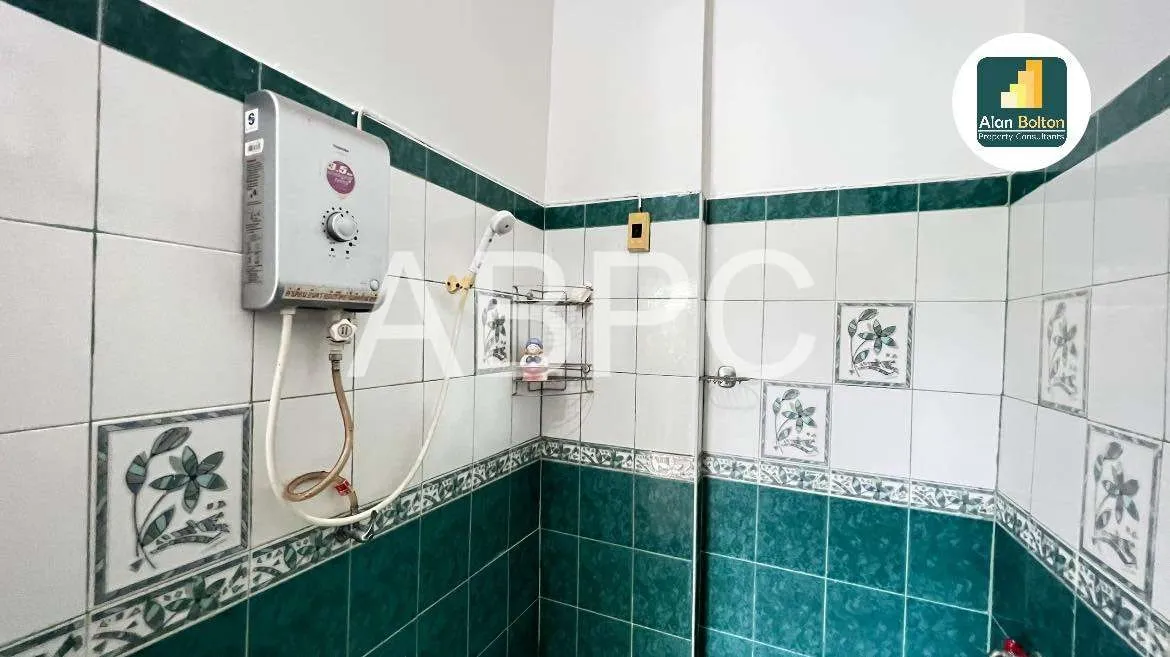 2 Bedrooms 1 Bathroom in Bang saray photo 6