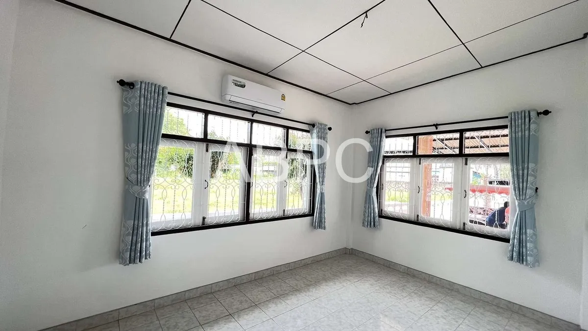 2 Bedrooms 1 Bathroom in Bang saray photo 8