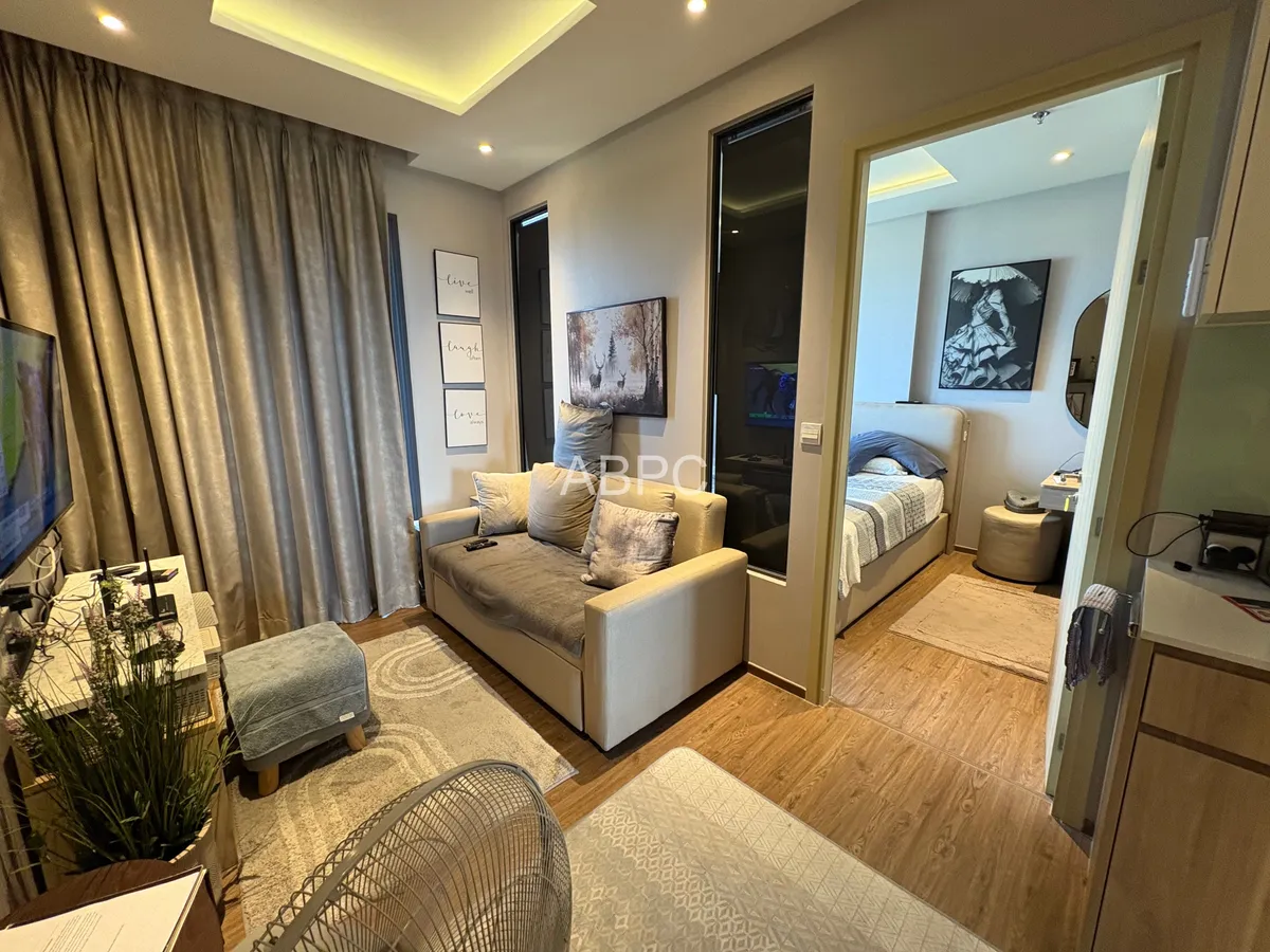 Once Pattaya 2 bed high floor photo 10