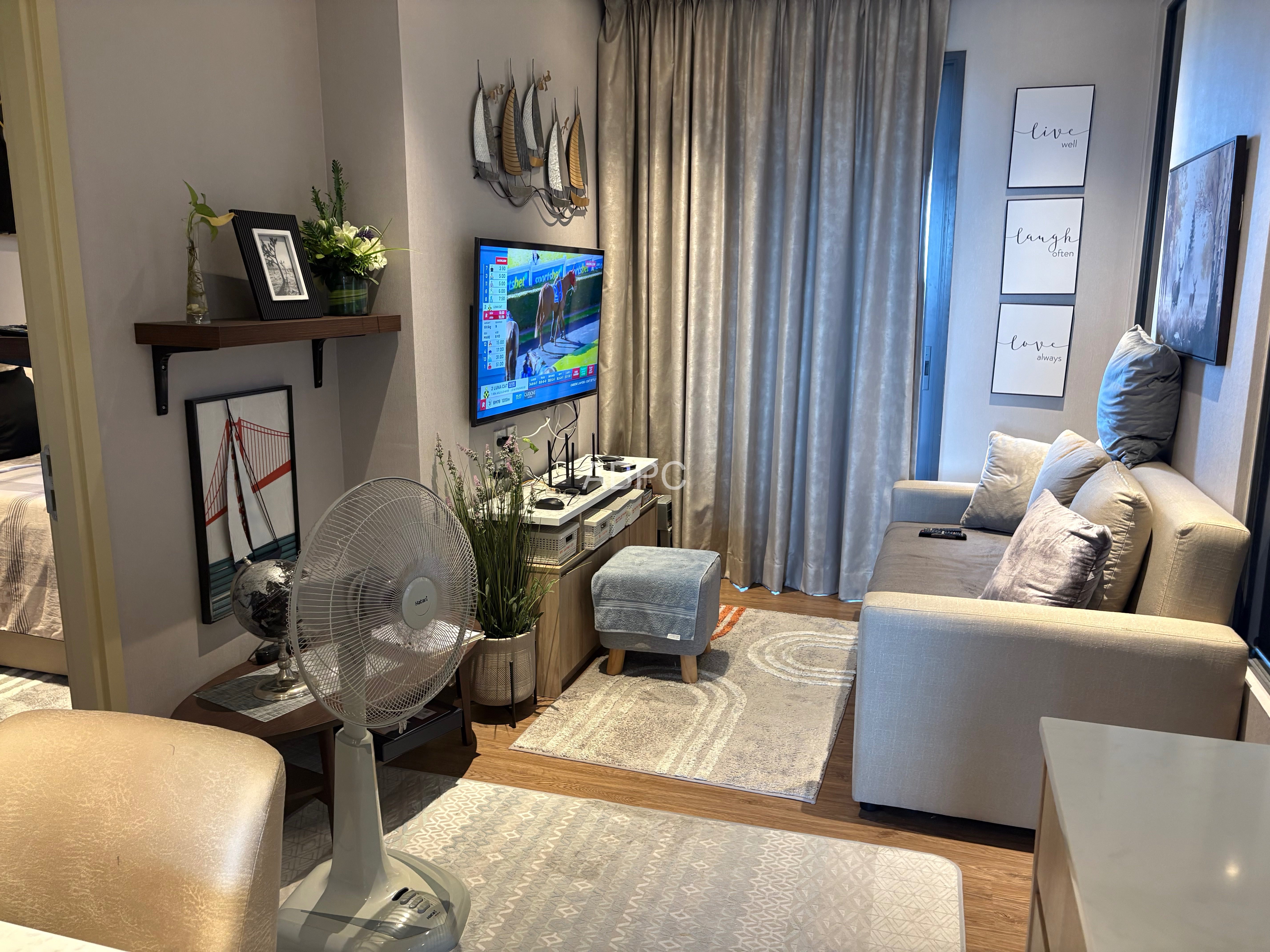 Once Pattaya 2 bed high floor photo 12