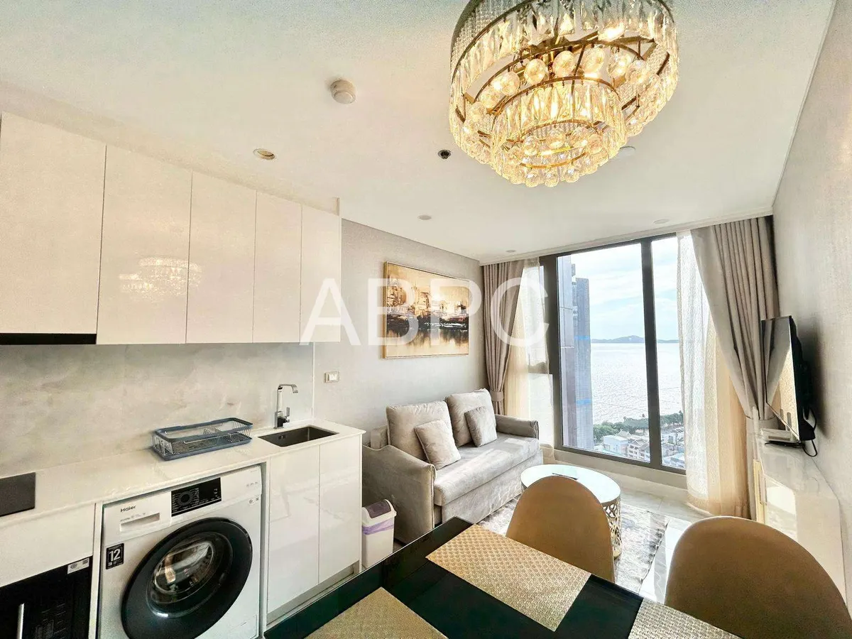 Sea View Condo For Rent in Jomtien