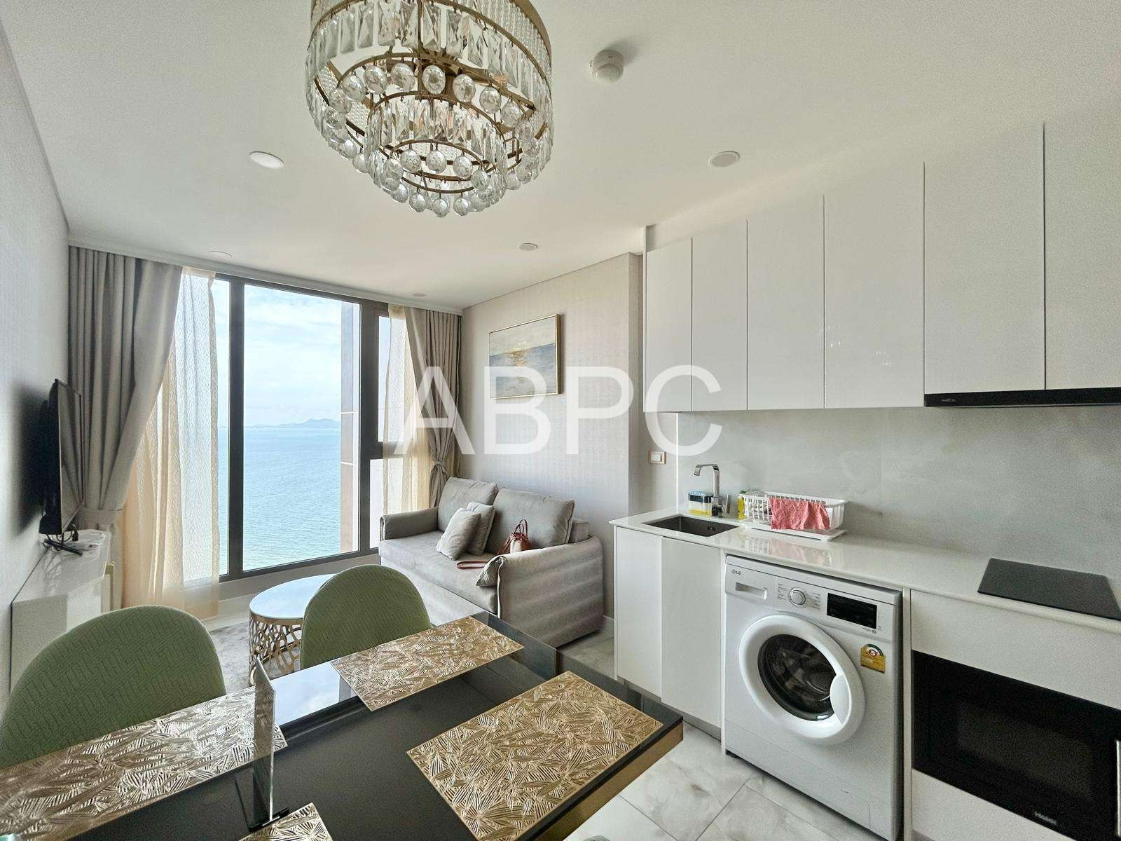 Sea View Condo For Rent In Jomtien photo 5