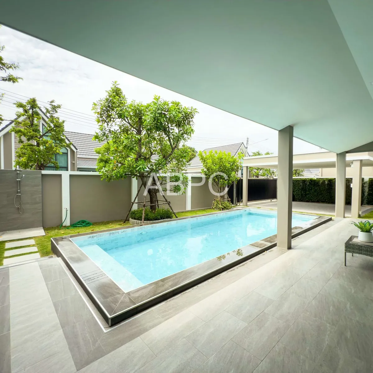 Luxury Pool Villa in Pattaya 3 Bedrooms 4 Bathrooms in East Pattaya photo 4