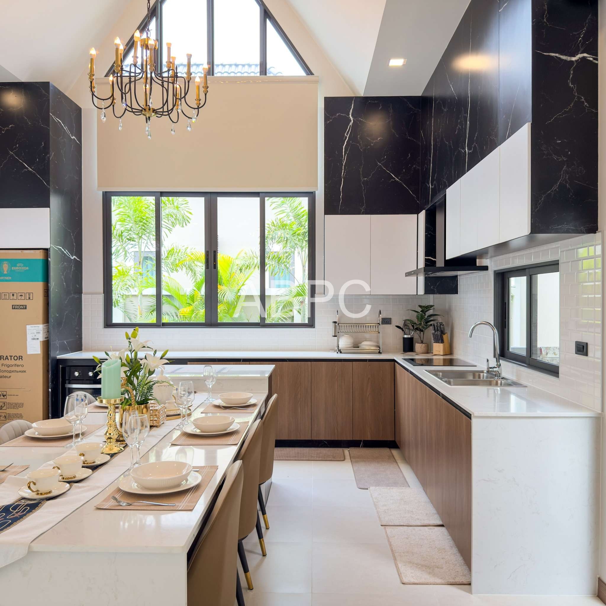 Luxury Pool Villa in Pattaya 3 Bedrooms 4 Bathrooms in East Pattaya photo 9