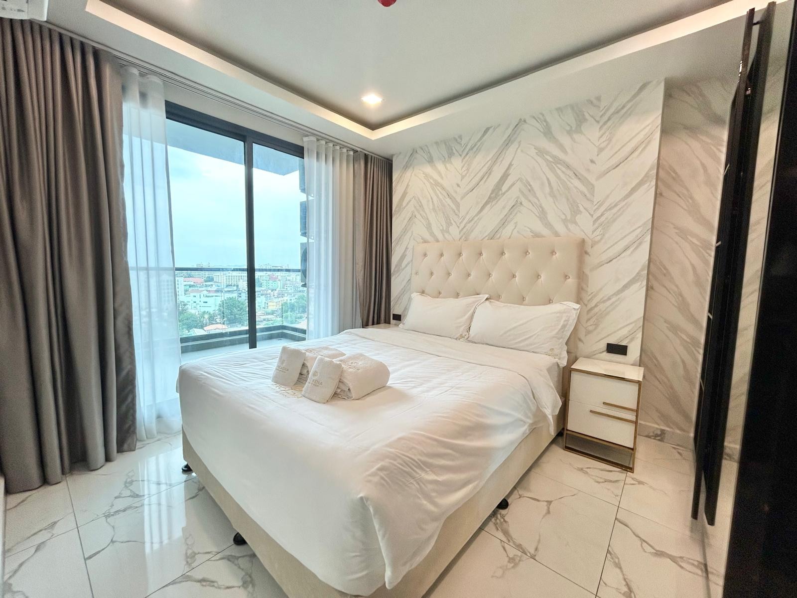 Two Bed Condo For rent in Central Area photo 17