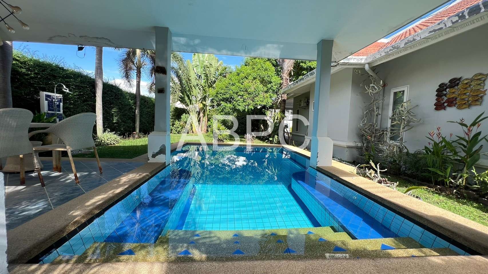 Three Bedroom Three Bathroom Pool Villa photo 5