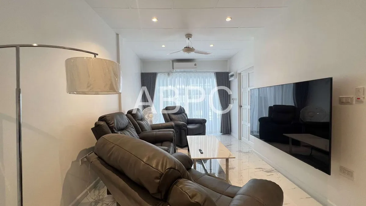 Brand new 3 bed city center photo 11