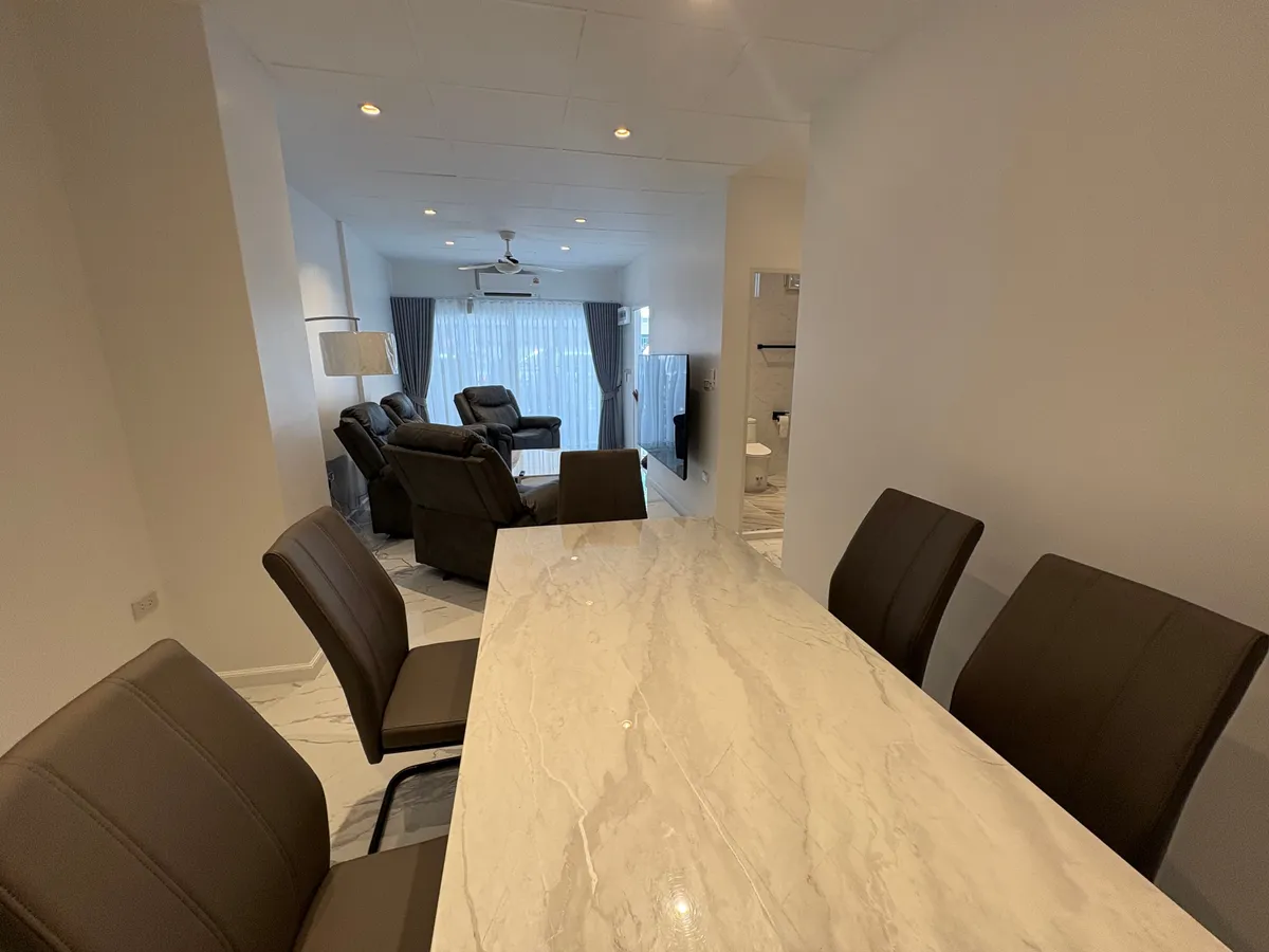 Brand new 3 bed city center photo 15