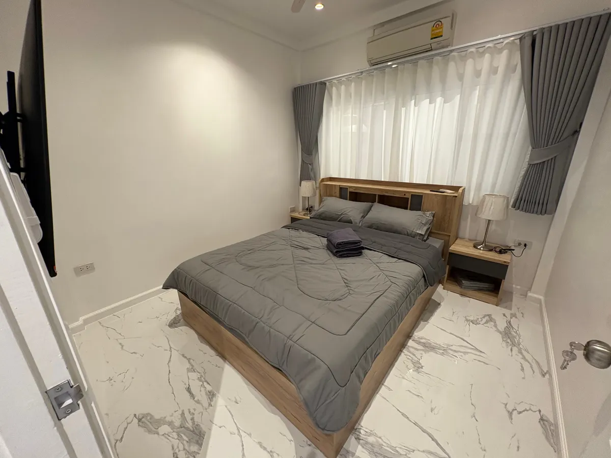 Brand new 3 bed city center photo 27