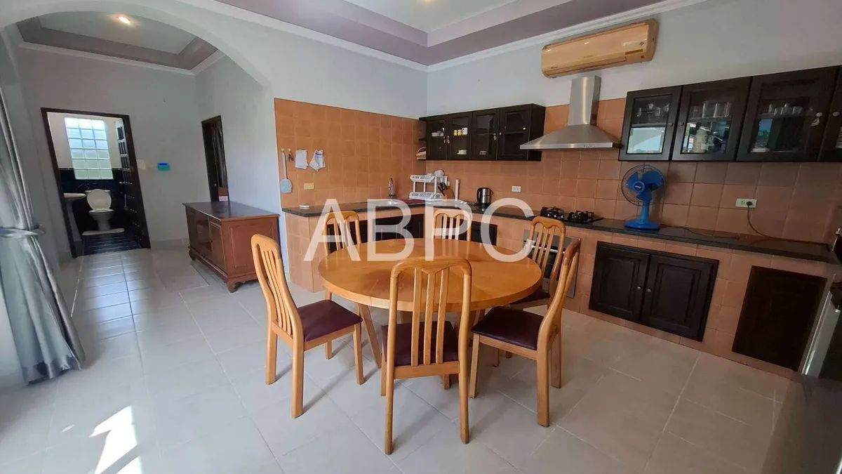 Three Bedroom Three Bathroom Pool Villa In Popular East Pattaya Village photo 2