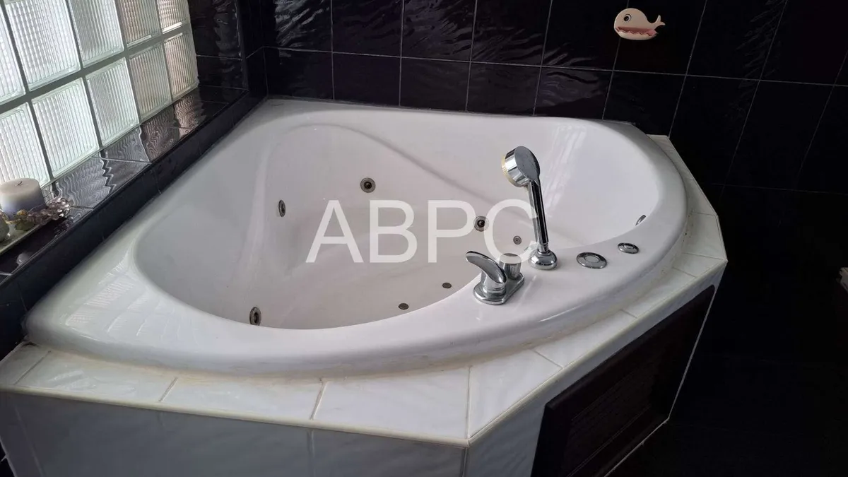 Three Bedroom Three Bathroom Pool Villa In Popular East Pattaya Village photo 15