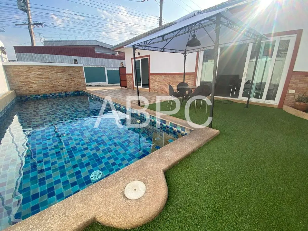 3 Bedroom Pool Villa For rent