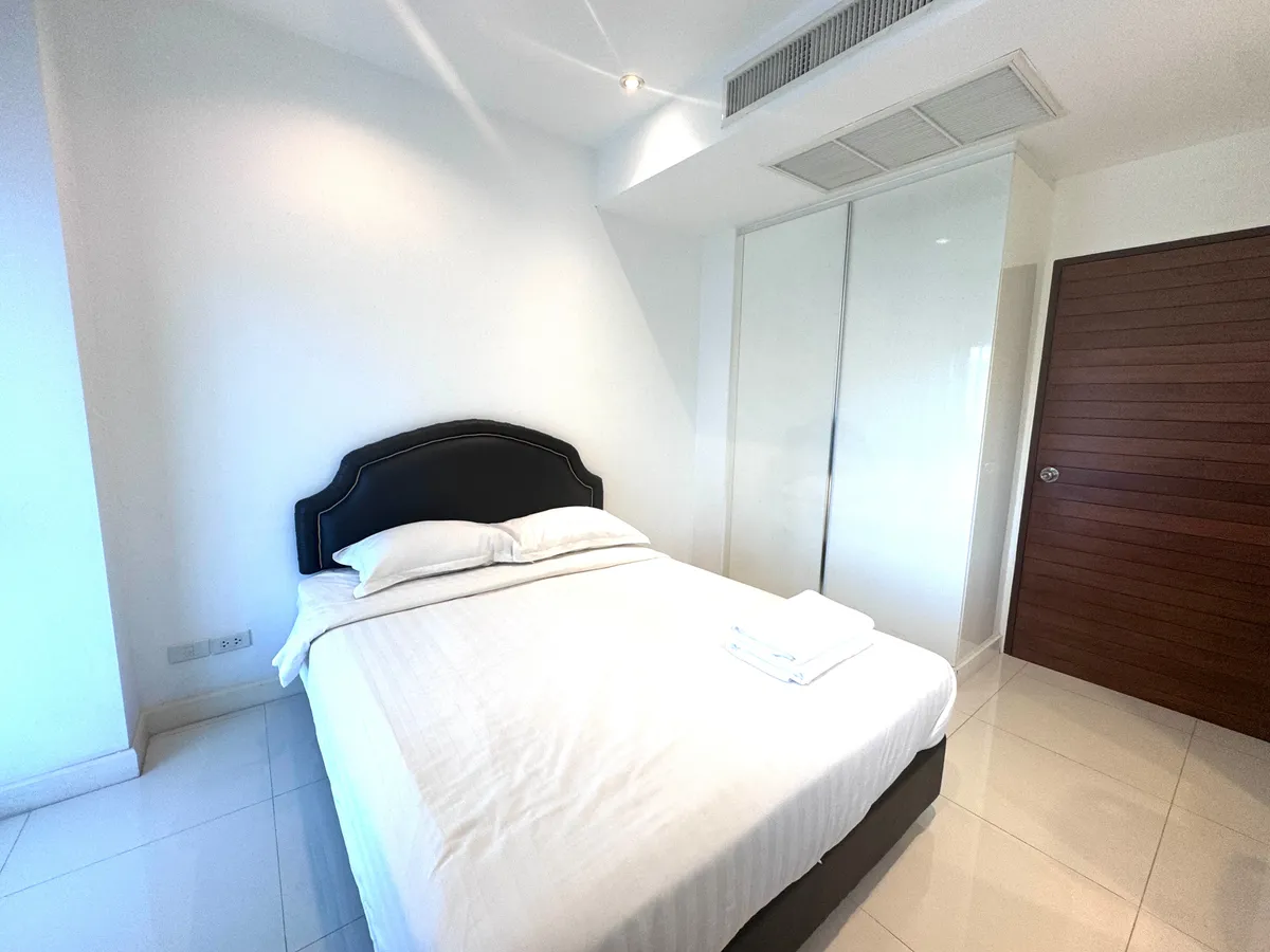Axis condo for rent