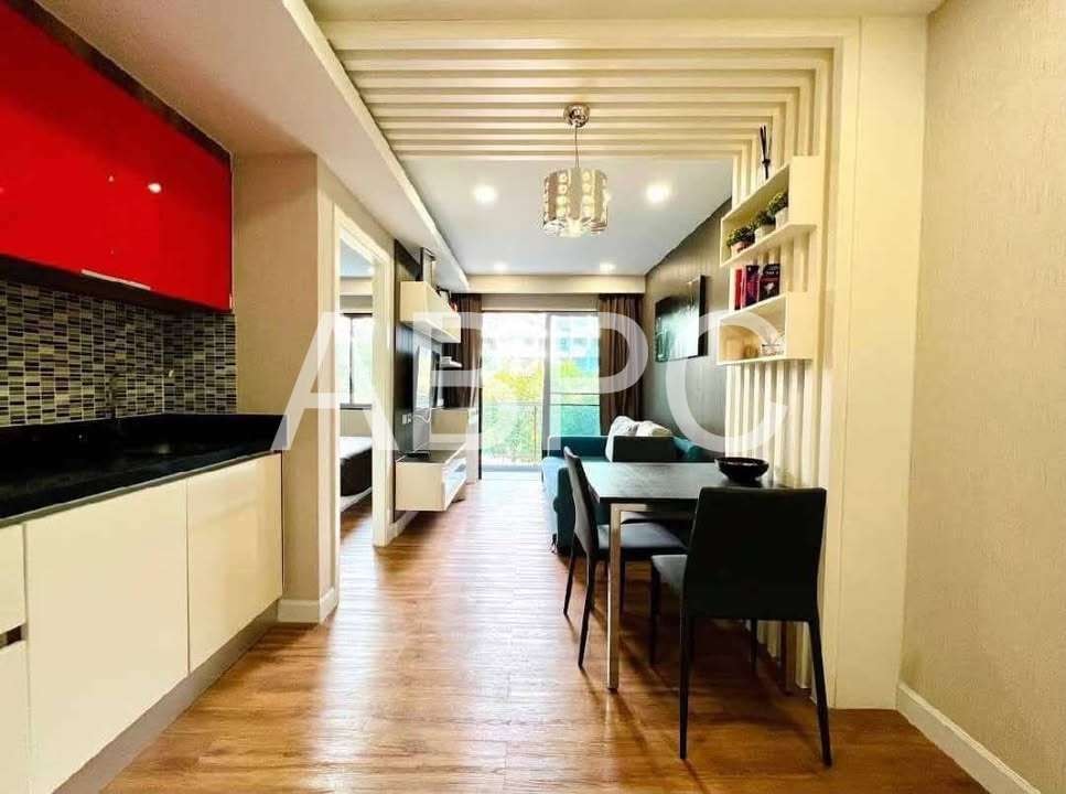 Pool View 1 Bed 1 Bath Condo In Jomtien