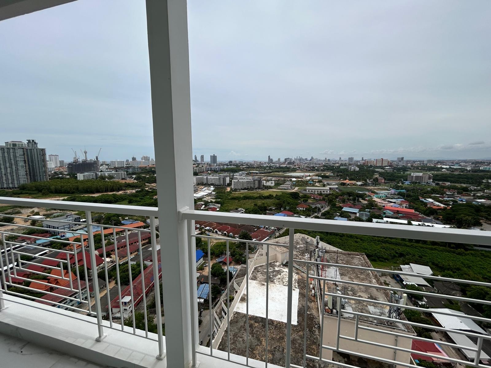 2 Bedroom Condo For Sale in Jomtien photo 22