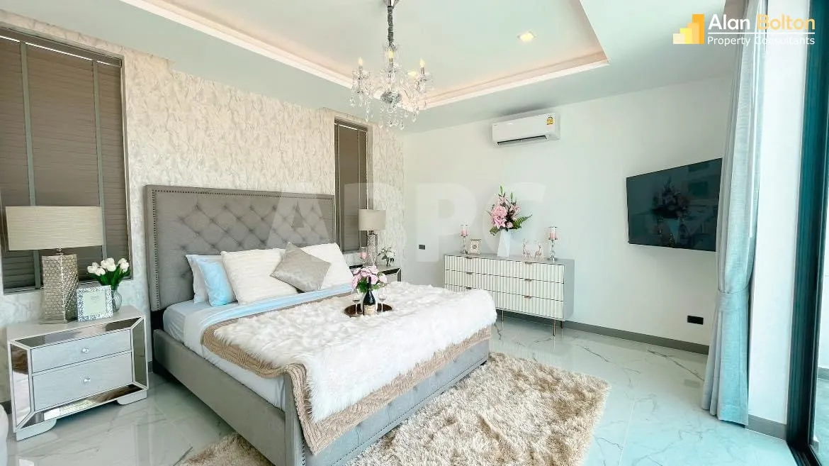 Brand New Modern 3 Bed 3 Bath Pool Villa in East Pattaya ABPC1071 photo 11