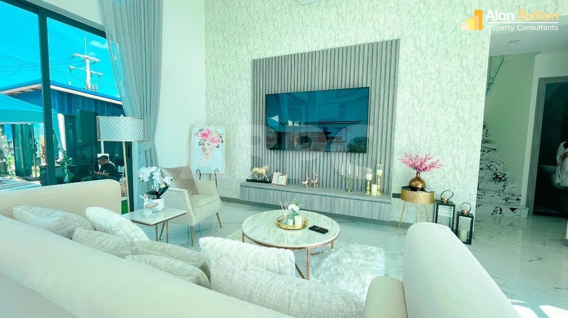 Brand New Modern 3 Bed 3 Bath Pool Villa in East Pattaya ABPC1071 photo 6