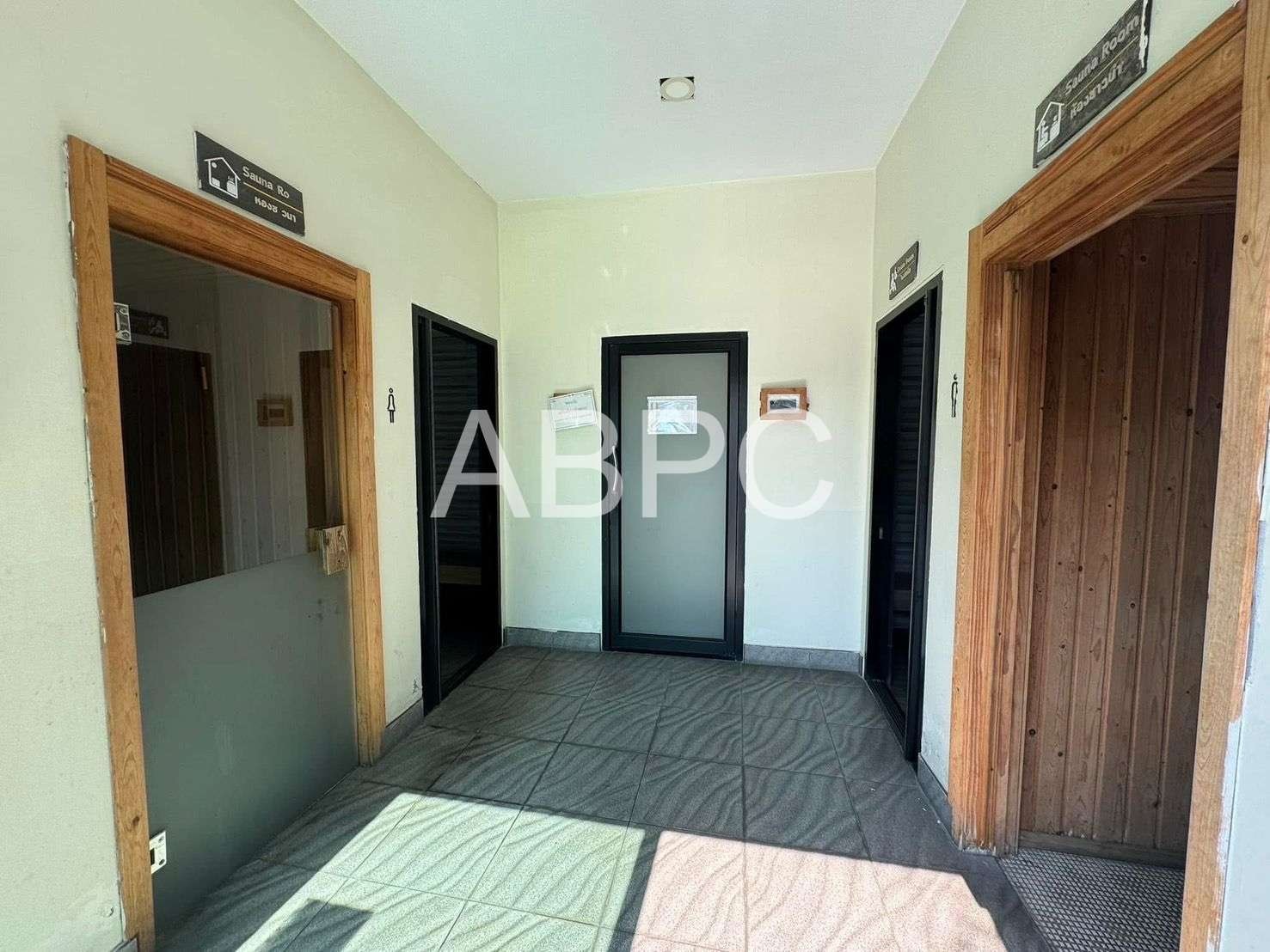1 Bedroom Condo For Sale in Jomtien photo 9