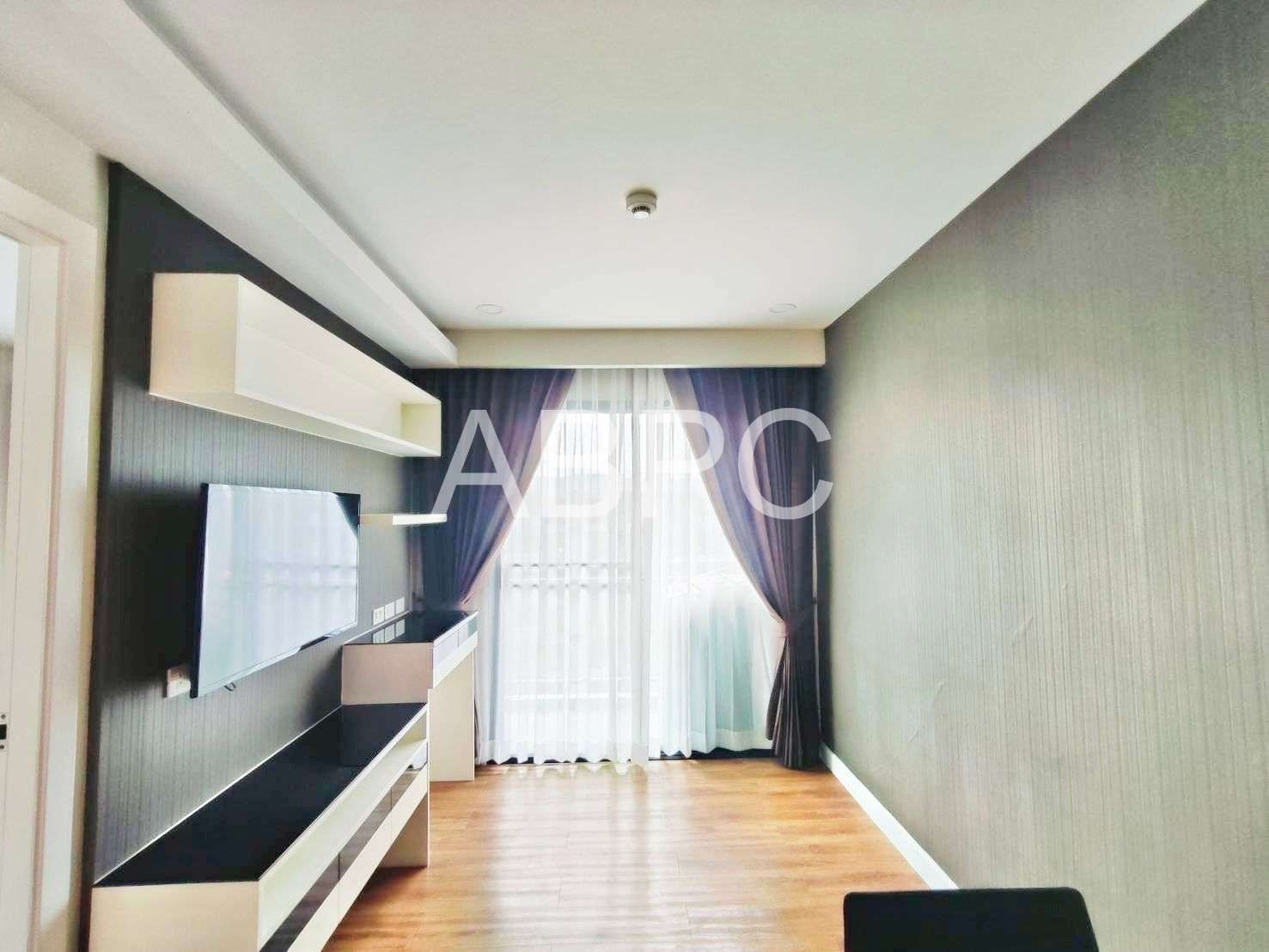 One Bedroom Condo For Sale In Jomtien photo 4