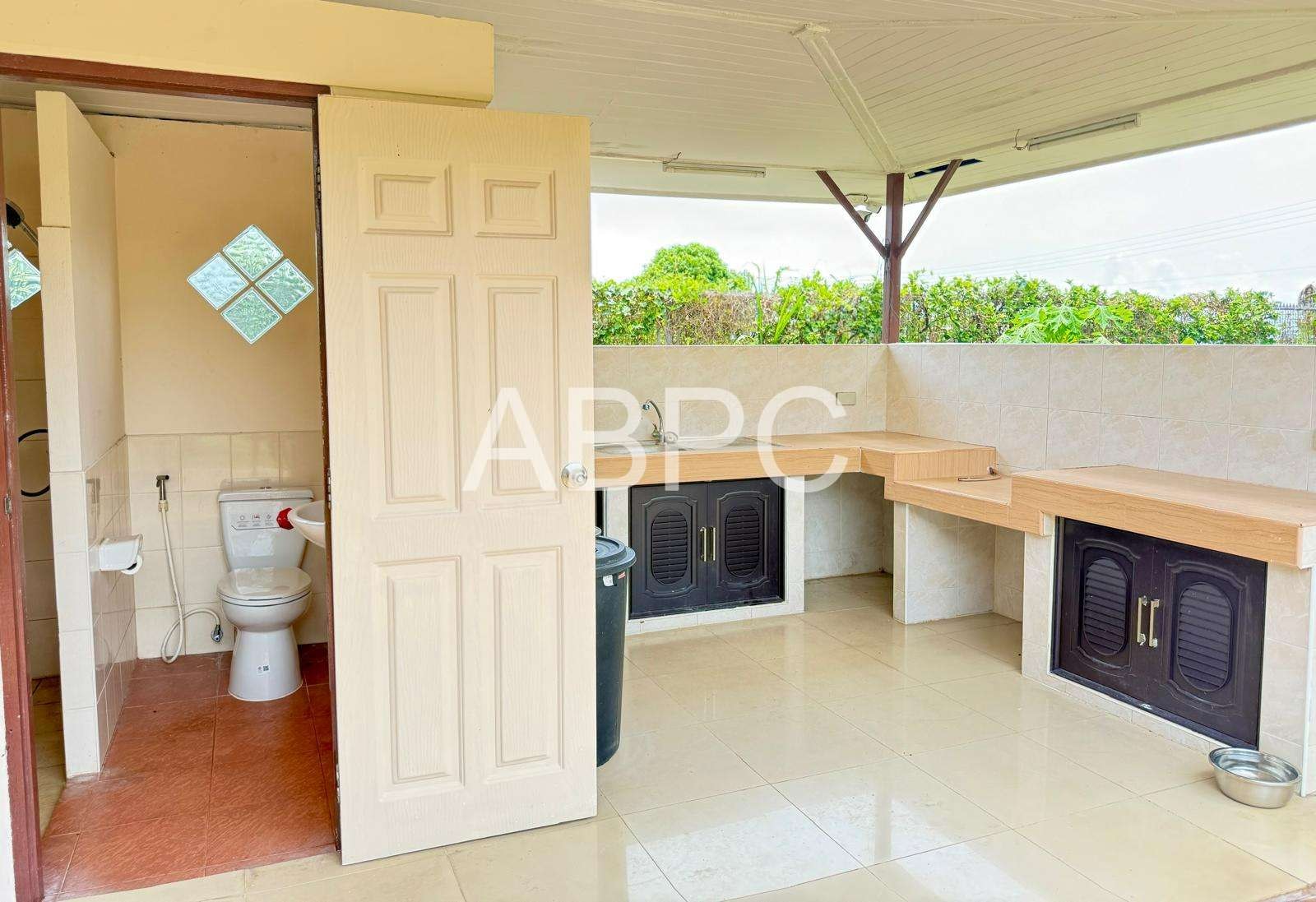4Bedroom House For Sale In Bangsaray photo 9