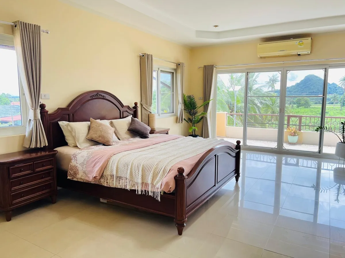 4Bedroom House For Sale In Bangsaray photo 24
