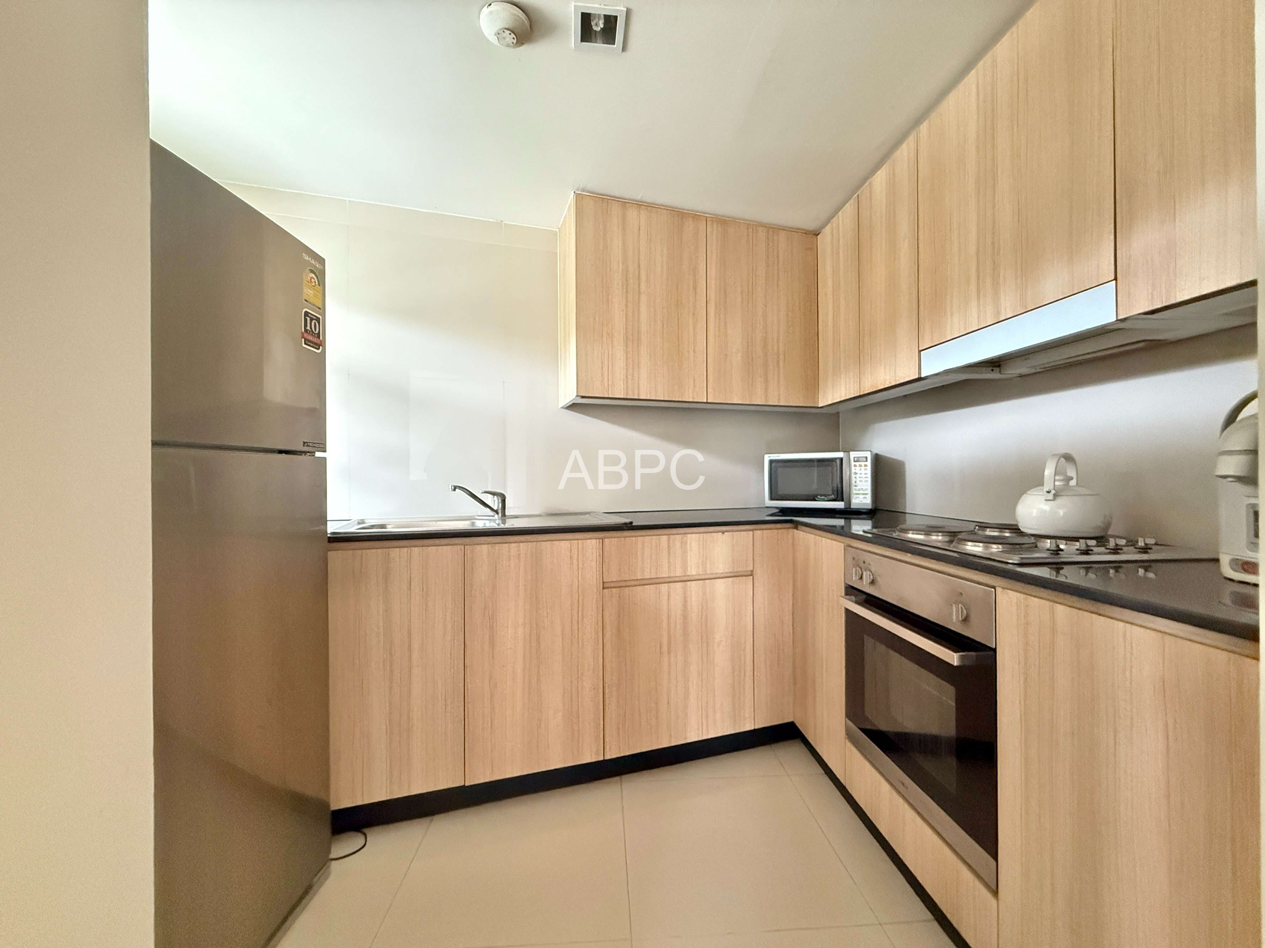 2 Bedroom in Pratumnak photo 5