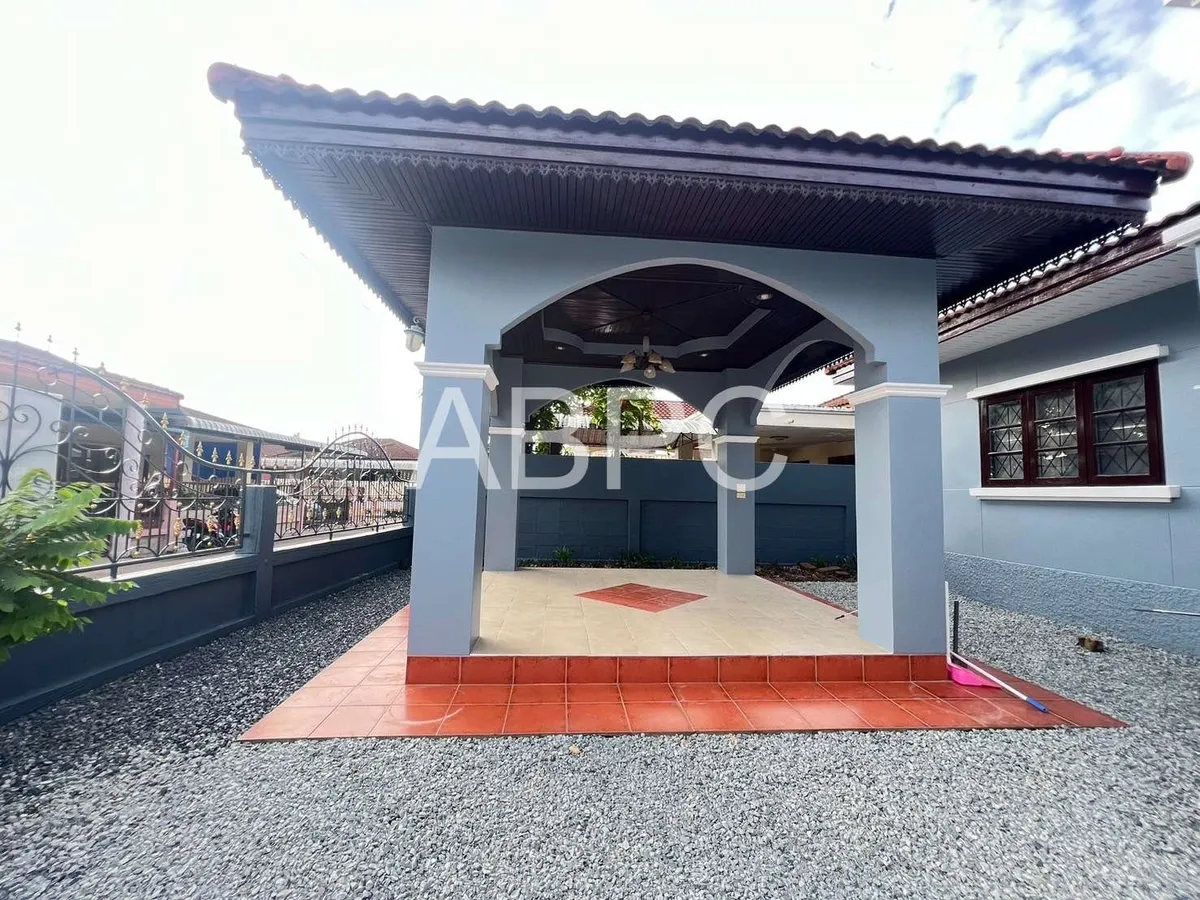 Empty house for rent 3 Bed 3 Bath in Bang Saray photo 8