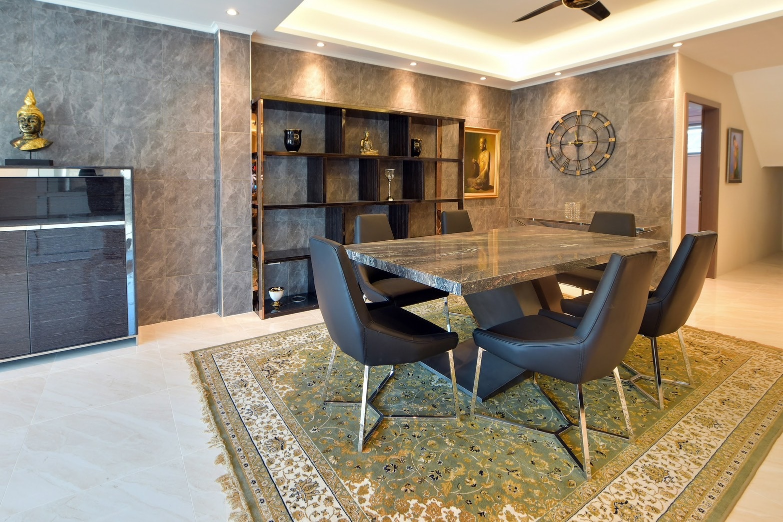 5 Bedroom House For Rent photo 22