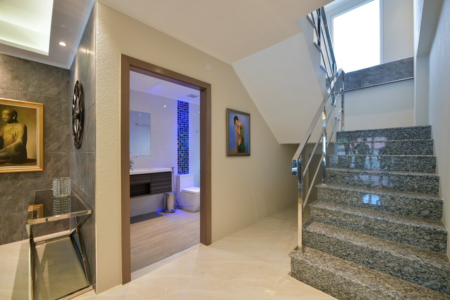 5 Bedroom House For Rent photo 28