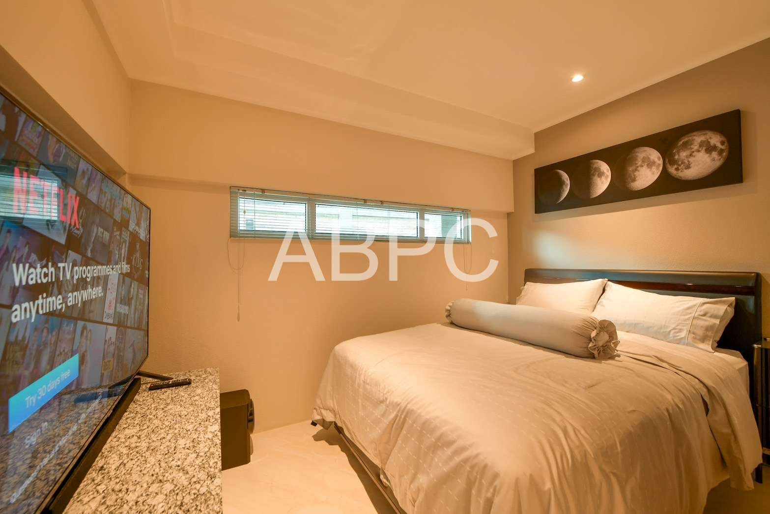 5 Bedroom House For Rent photo 2