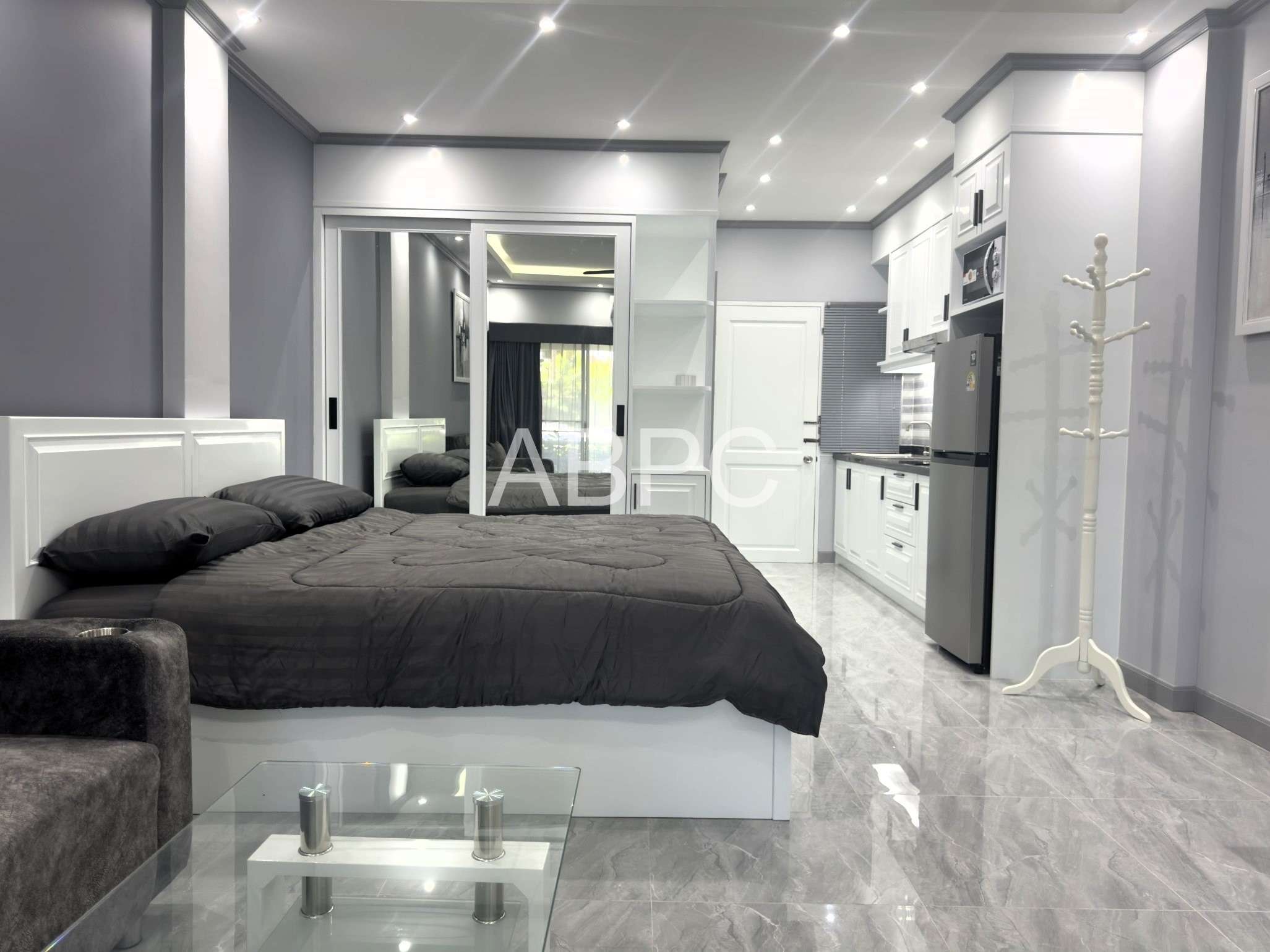 Large Renovated Nature View Studio Condo In jomtien