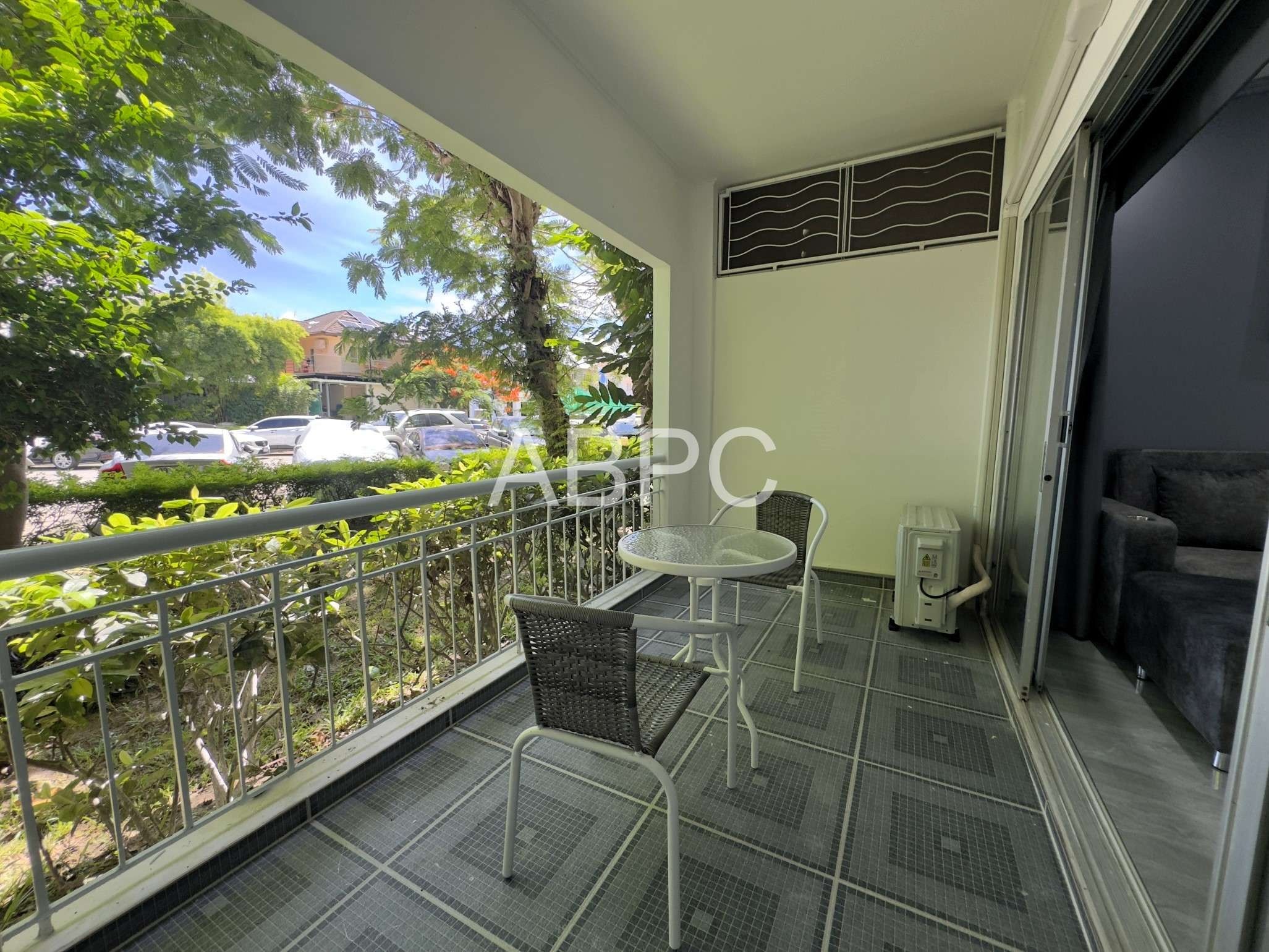 Large Renovated Nature View Studio Condo In jomtien photo 16