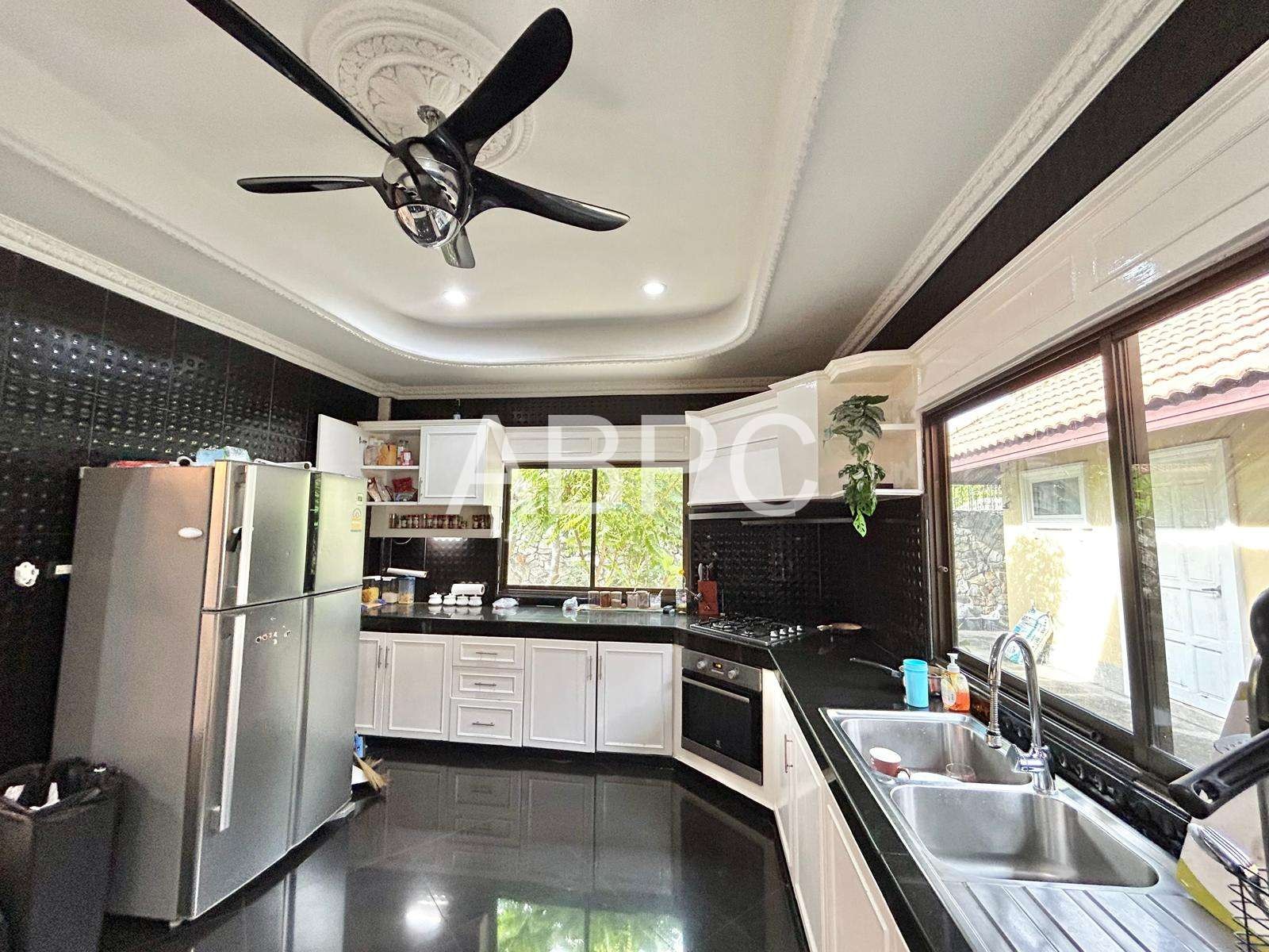 Pool Villa For Sale in East Pattaya photo 16