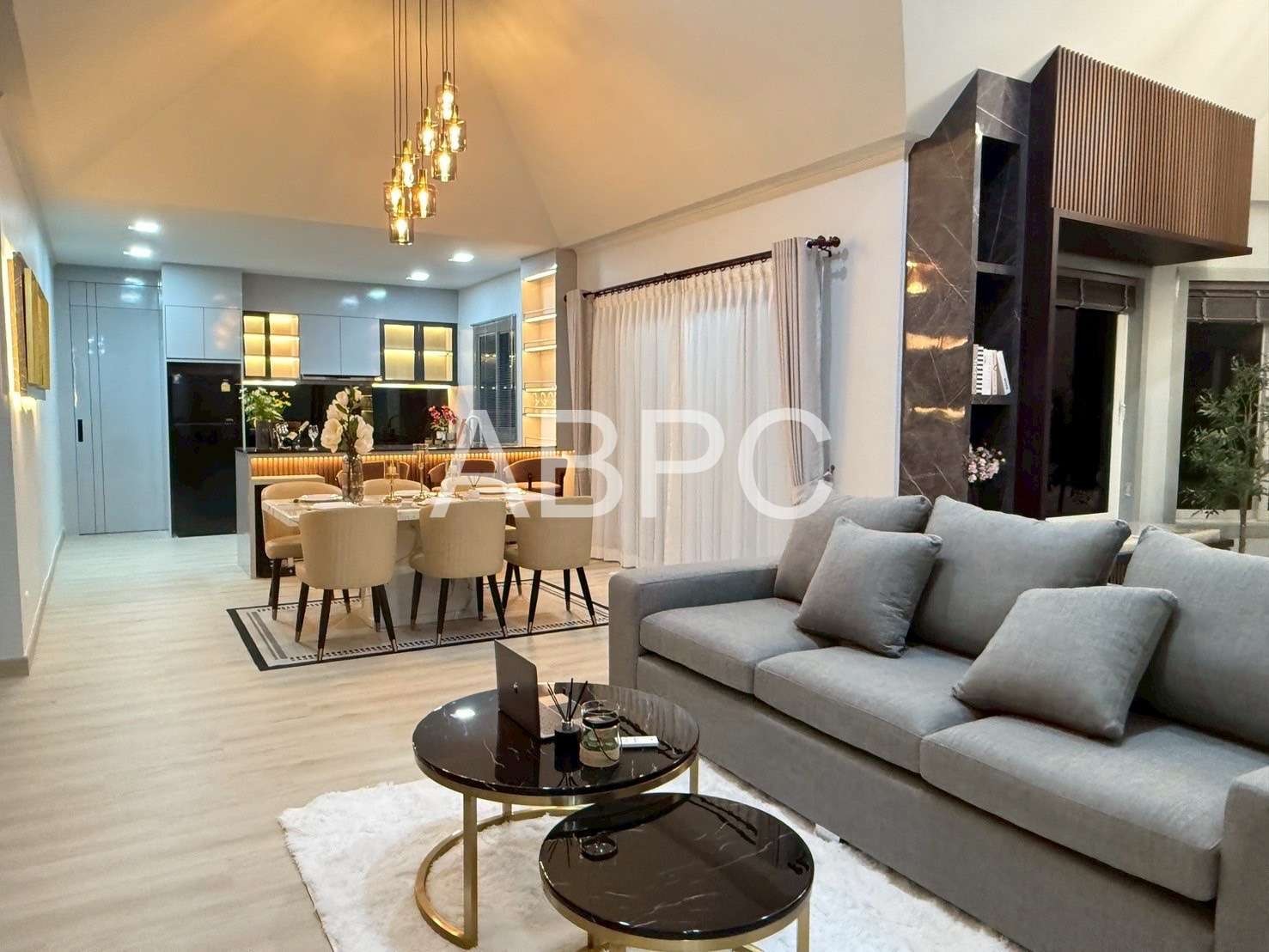 Modern Luxury 4 Bedrooms 4 Bathrooms in East Pattaya photo 7