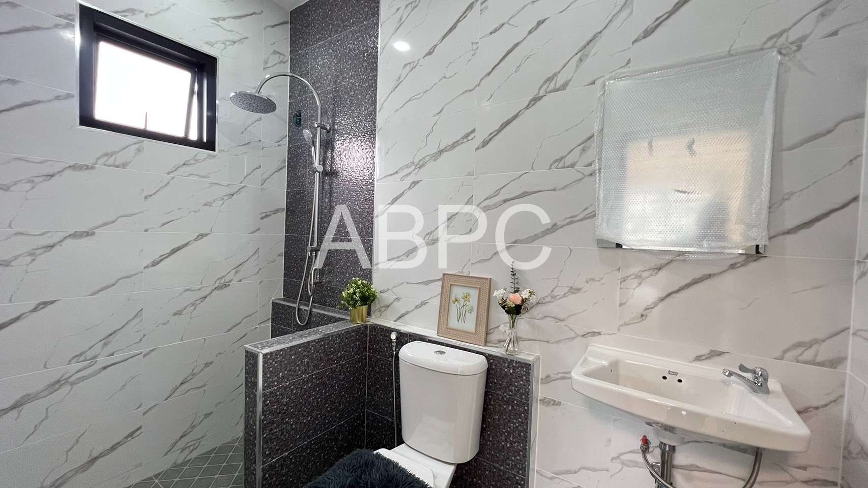 Brand New 3 Bed 2 Bath House In Banglamung photo 10