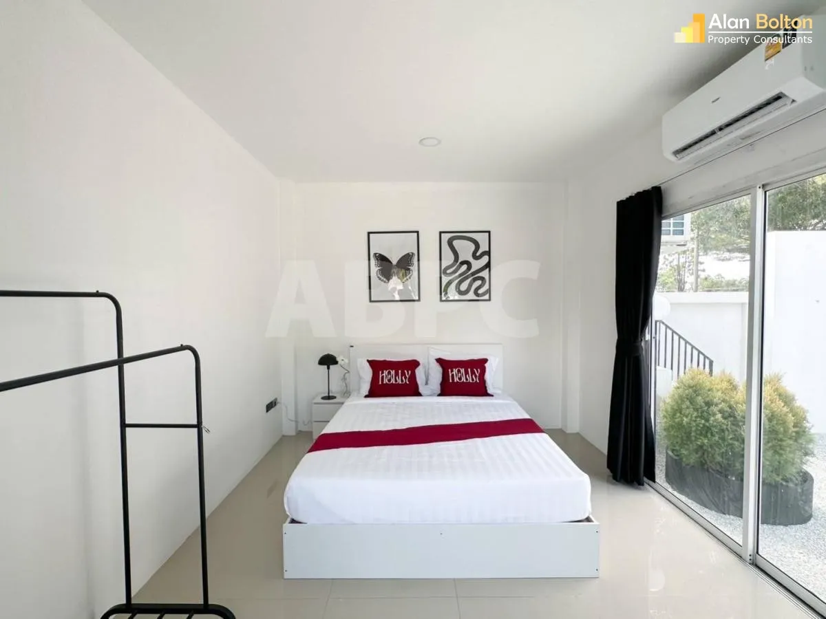 Modern 6 Bed 5 Bath Pool Villa in East Pattaya ABPC1075 photo 11